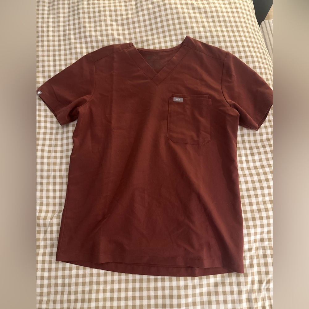 Figs Leon Three-Pocket Scrub Top